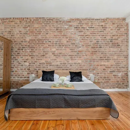 Apartament Comfortable Pet-friendly With Workspace By Renters Katowice